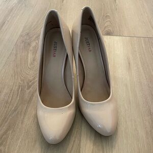 JustFab Women's Nude Pumps